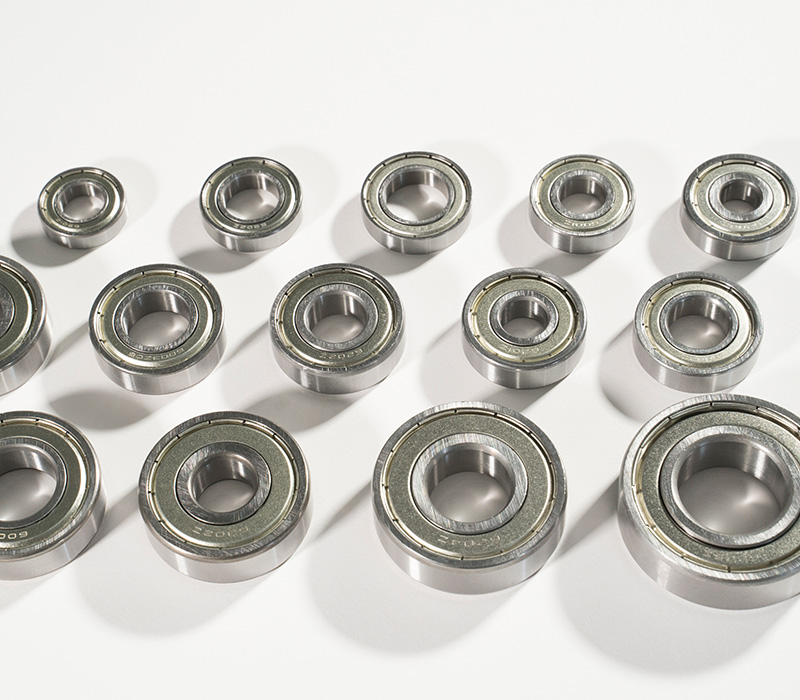精密ベアリング
